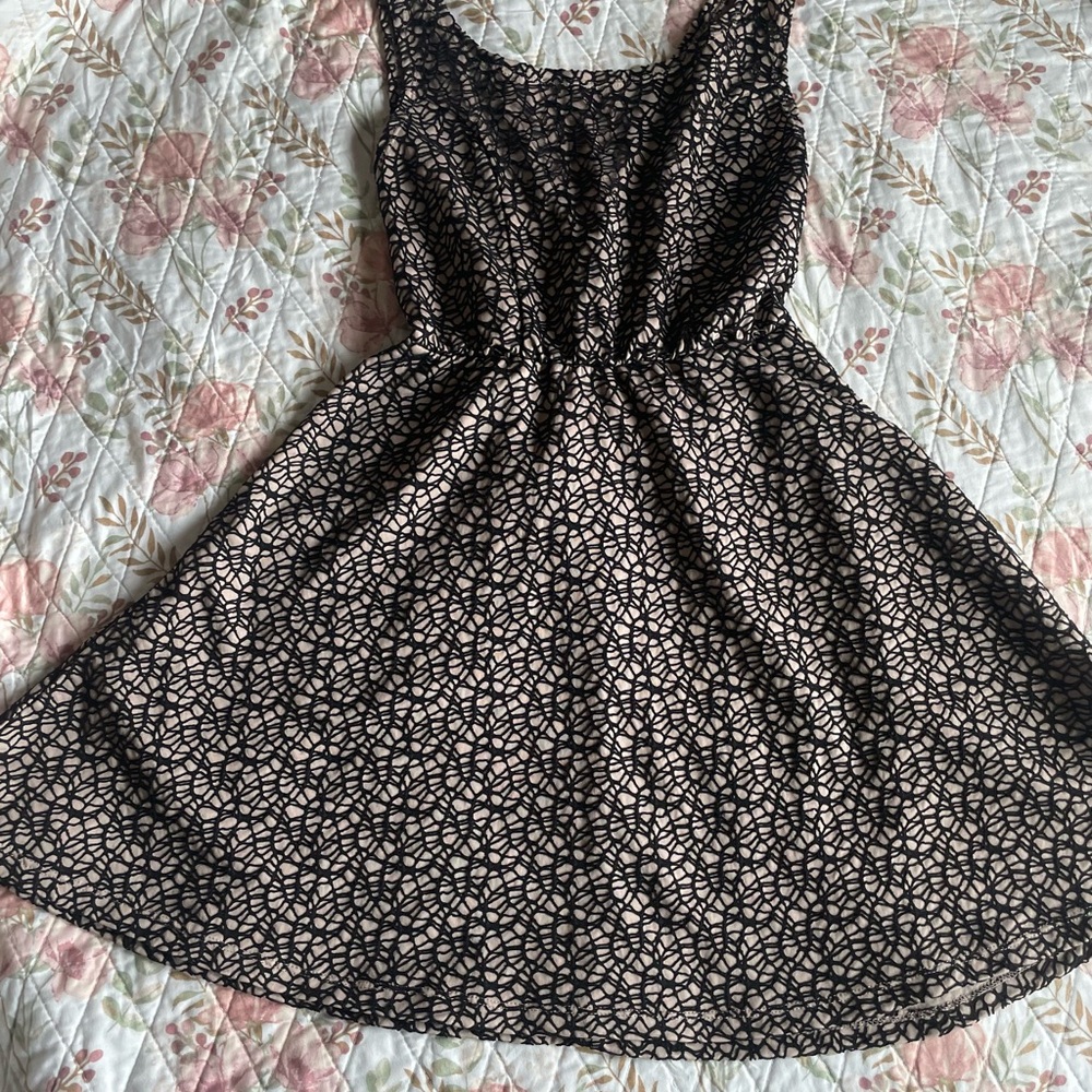Vintage junior dress, nude/ black with a lace design cocktail dress.